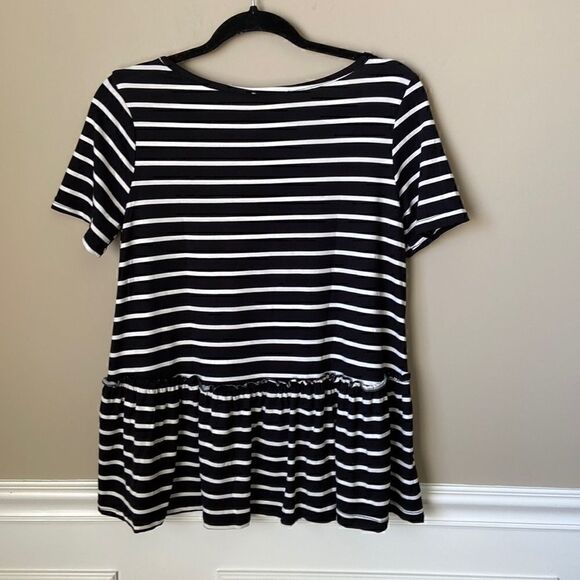 𝅺last One! NWT Black and White Stripe Babydoll Top - Picture 8 of 12